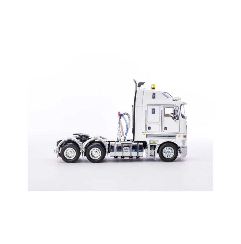 K200 TRUCK WHITE/BLACK