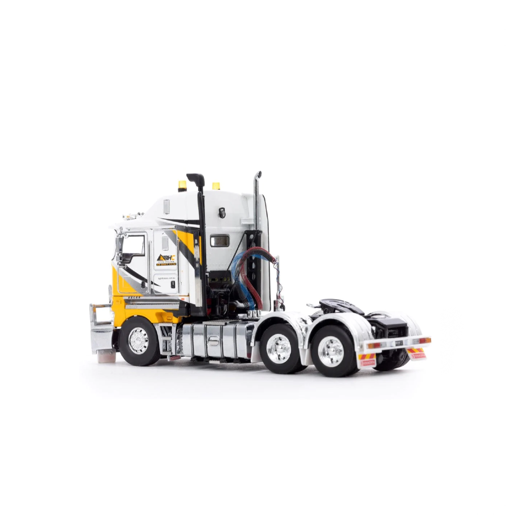 K200 TRUCK BIG HILL CRANES 2.3 CABIN