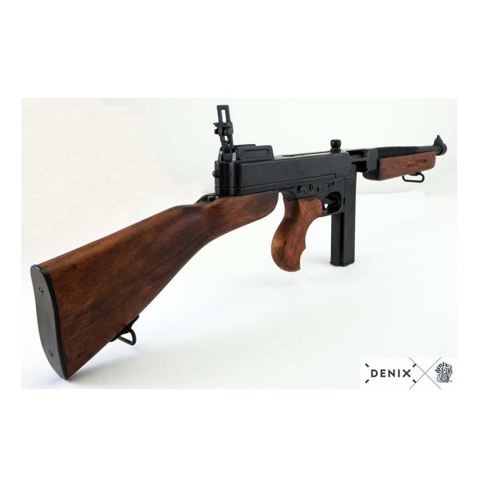 M1 THOMPSON SUBMACHINE GUN