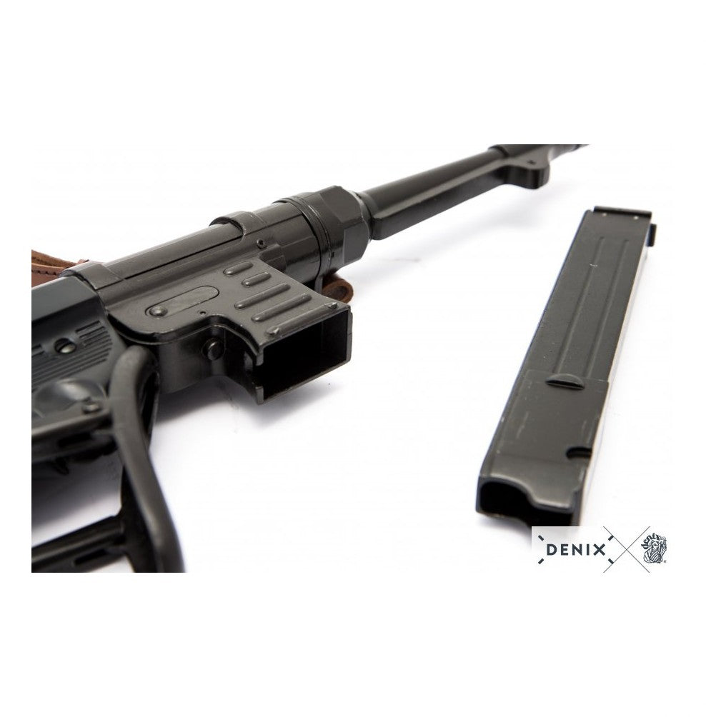 MP-40 MACHINE GUN