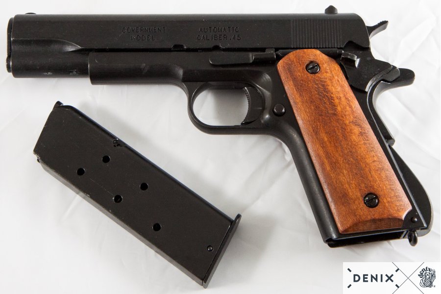 COLT 45 GOVERNMENT SMOOTH WOODEN GRIP
