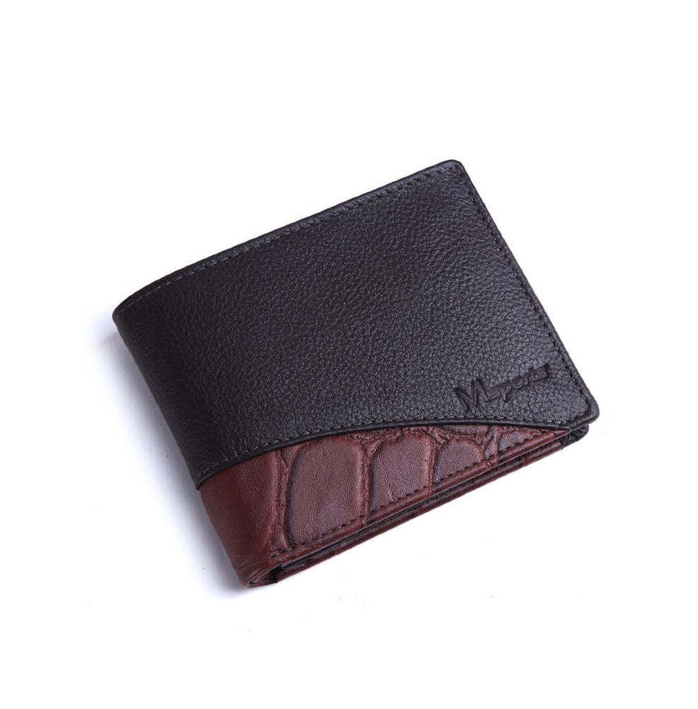 VERY MAY BLACVK & BROWN WALLET