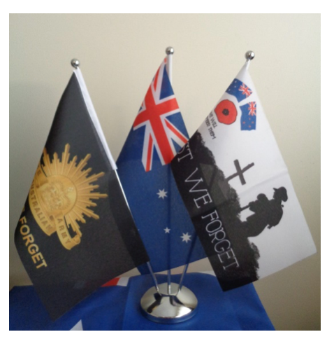 ANZAC DESK FLAG TRIO
